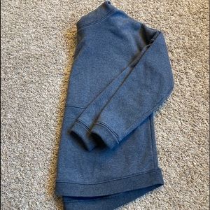 NWOT! Gray fleece Athleta Sweatshirt!